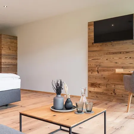 Bergflair فندق فيشن